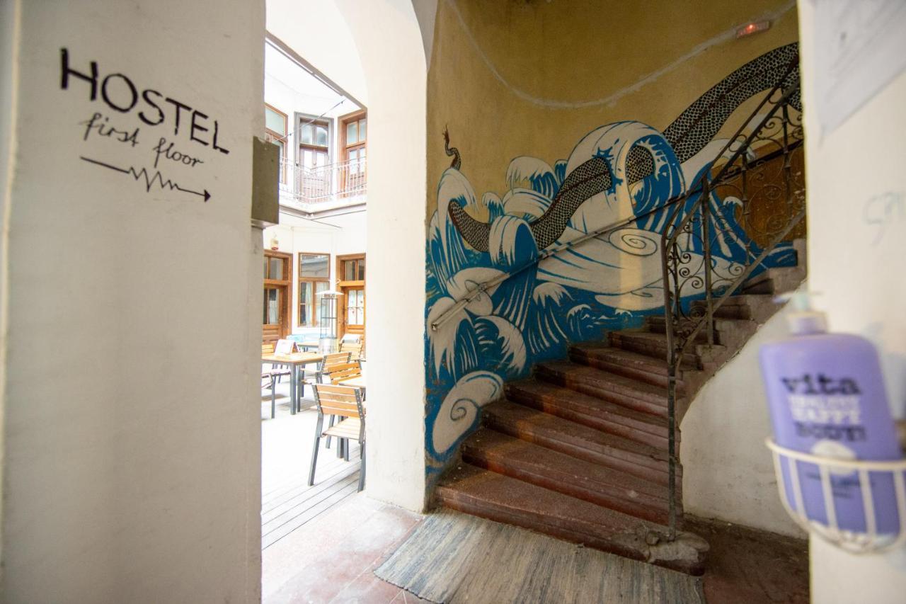 Hostel Cornel 티미쇼아라 외부 사진